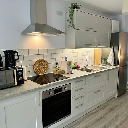 Apartmán Brand New Flat 5 With Free Parking And Fast Wifi York Exteriér fotografie
