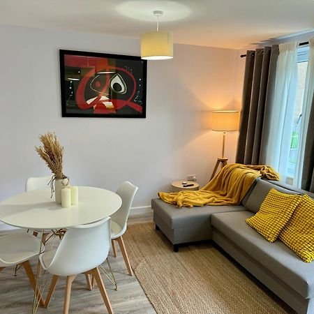 Apartmán Brand New Flat 5 With Free Parking And Fast Wifi York Exteriér fotografie