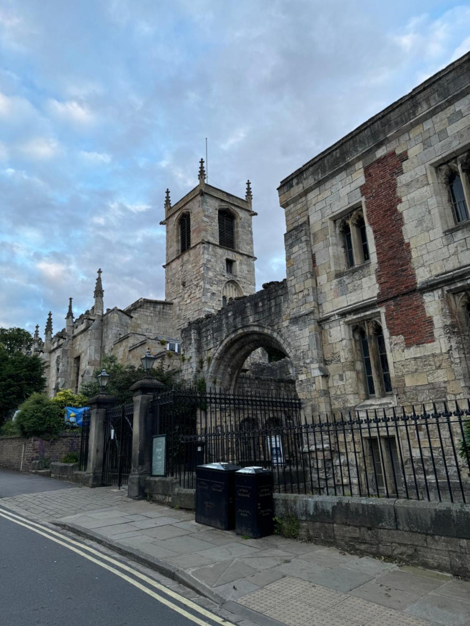 Apartmán Brand New Flat 5 With Free Parking And Fast Wifi York Exteriér fotografie