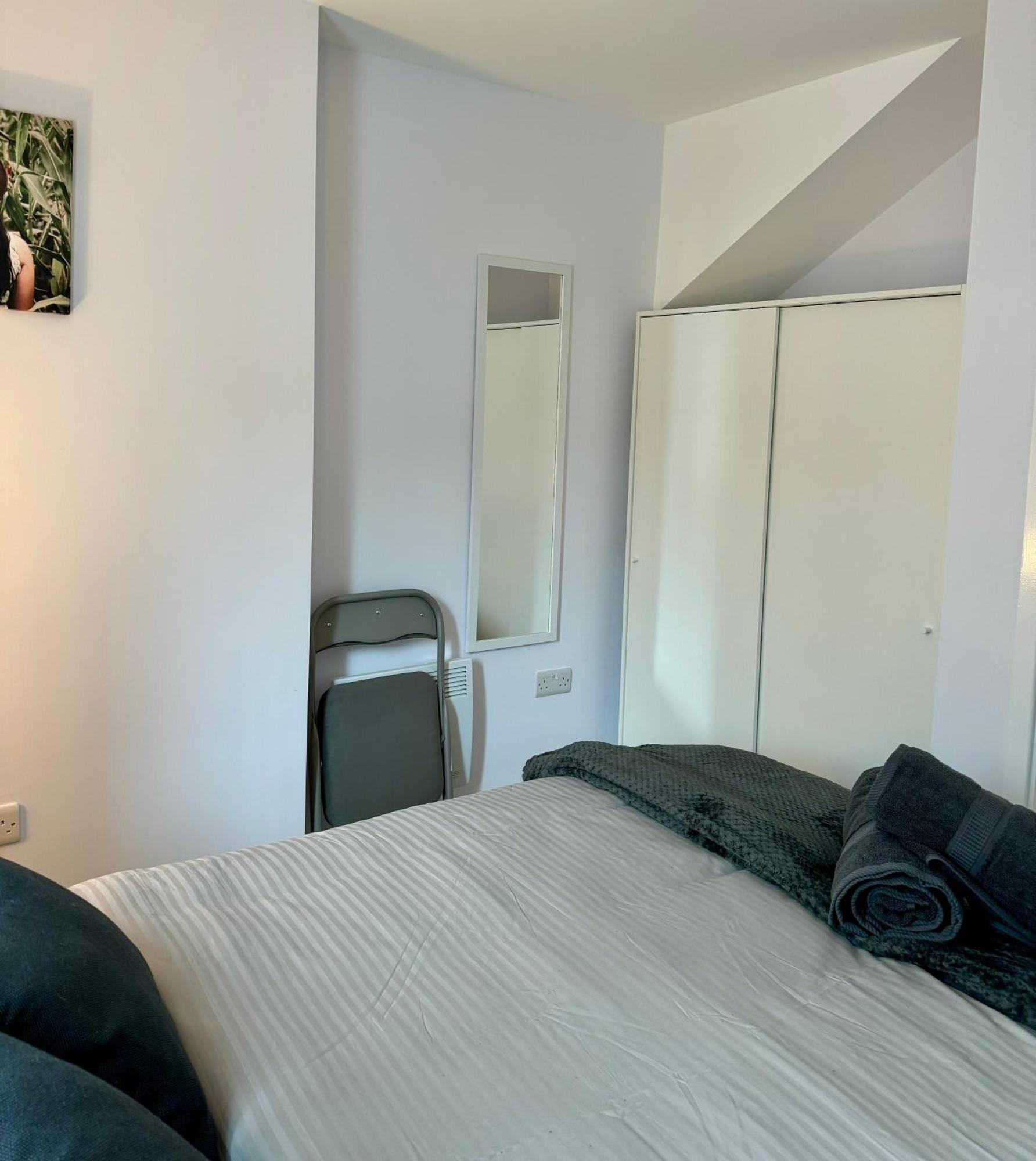 Apartmán Brand New Flat 5 With Free Parking And Fast Wifi York Exteriér fotografie