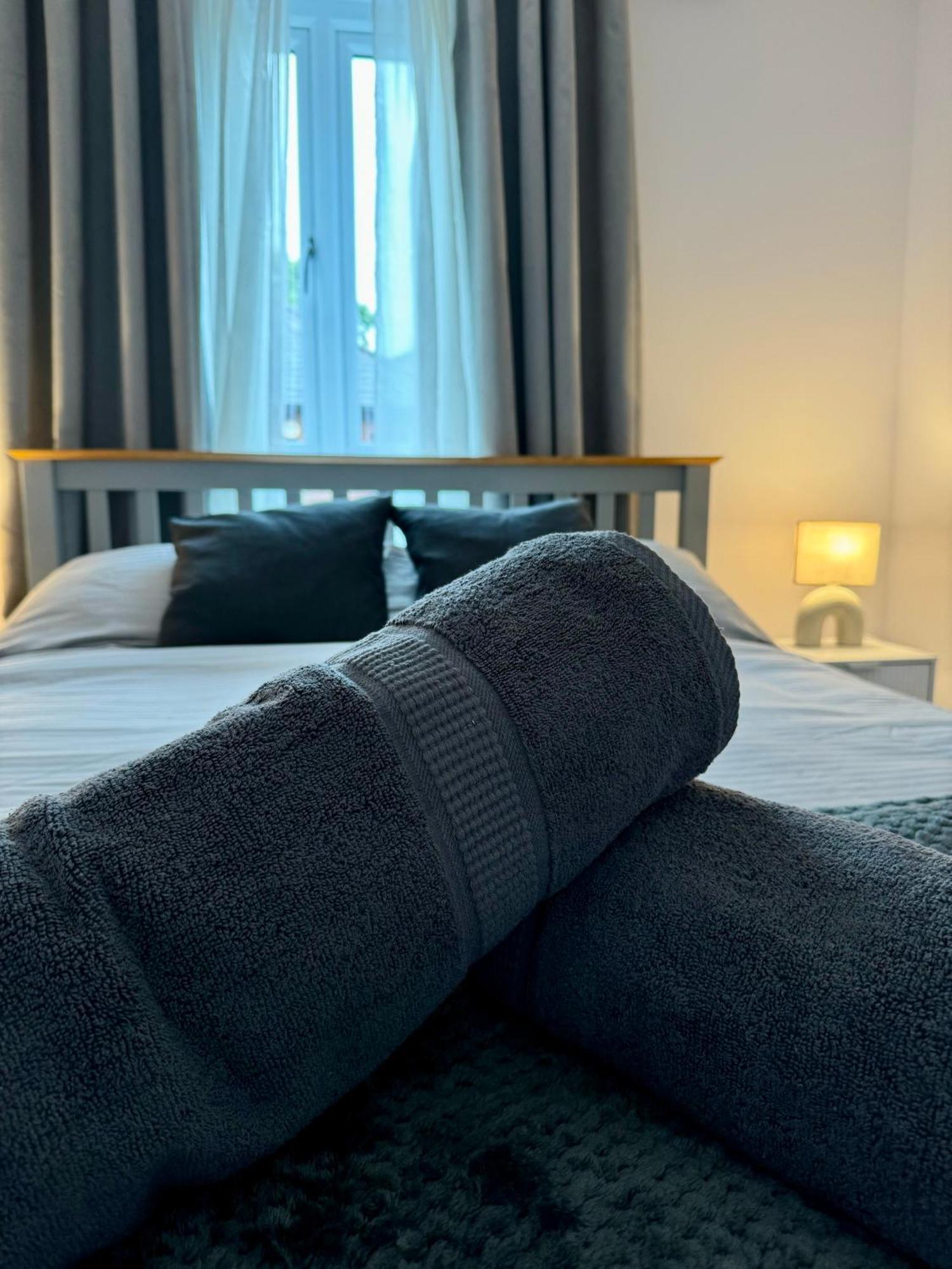 Apartmán Brand New Flat 5 With Free Parking And Fast Wifi York Exteriér fotografie