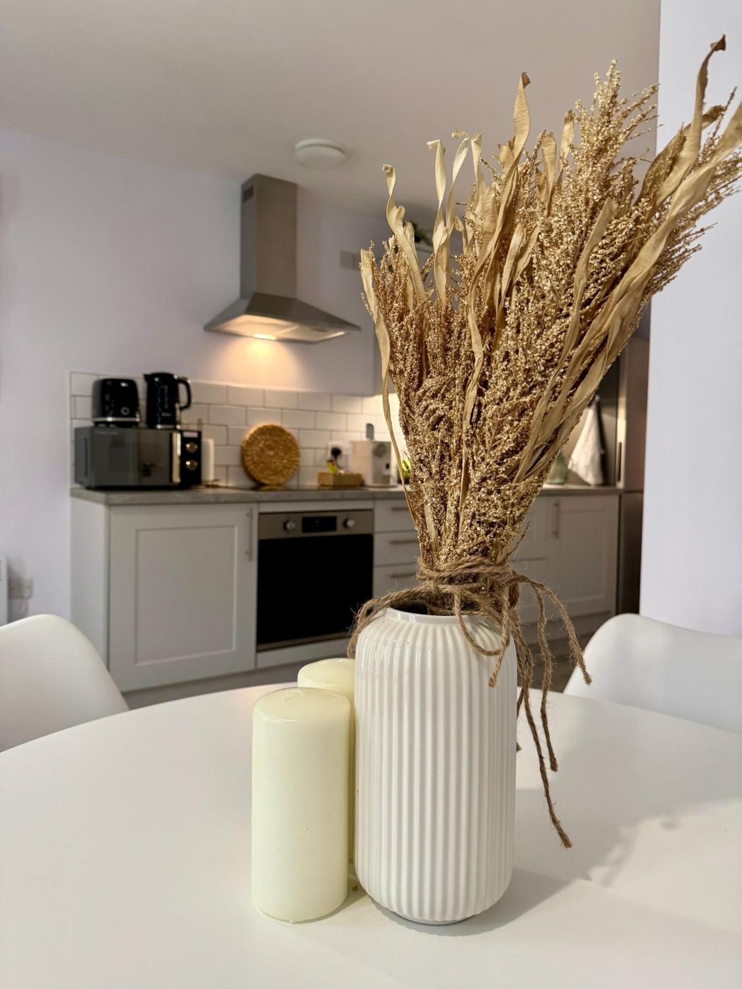 Apartmán Brand New Flat 5 With Free Parking And Fast Wifi York Exteriér fotografie