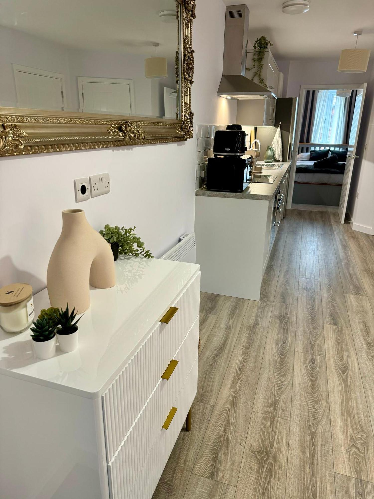 Apartmán Brand New Flat 5 With Free Parking And Fast Wifi York Exteriér fotografie